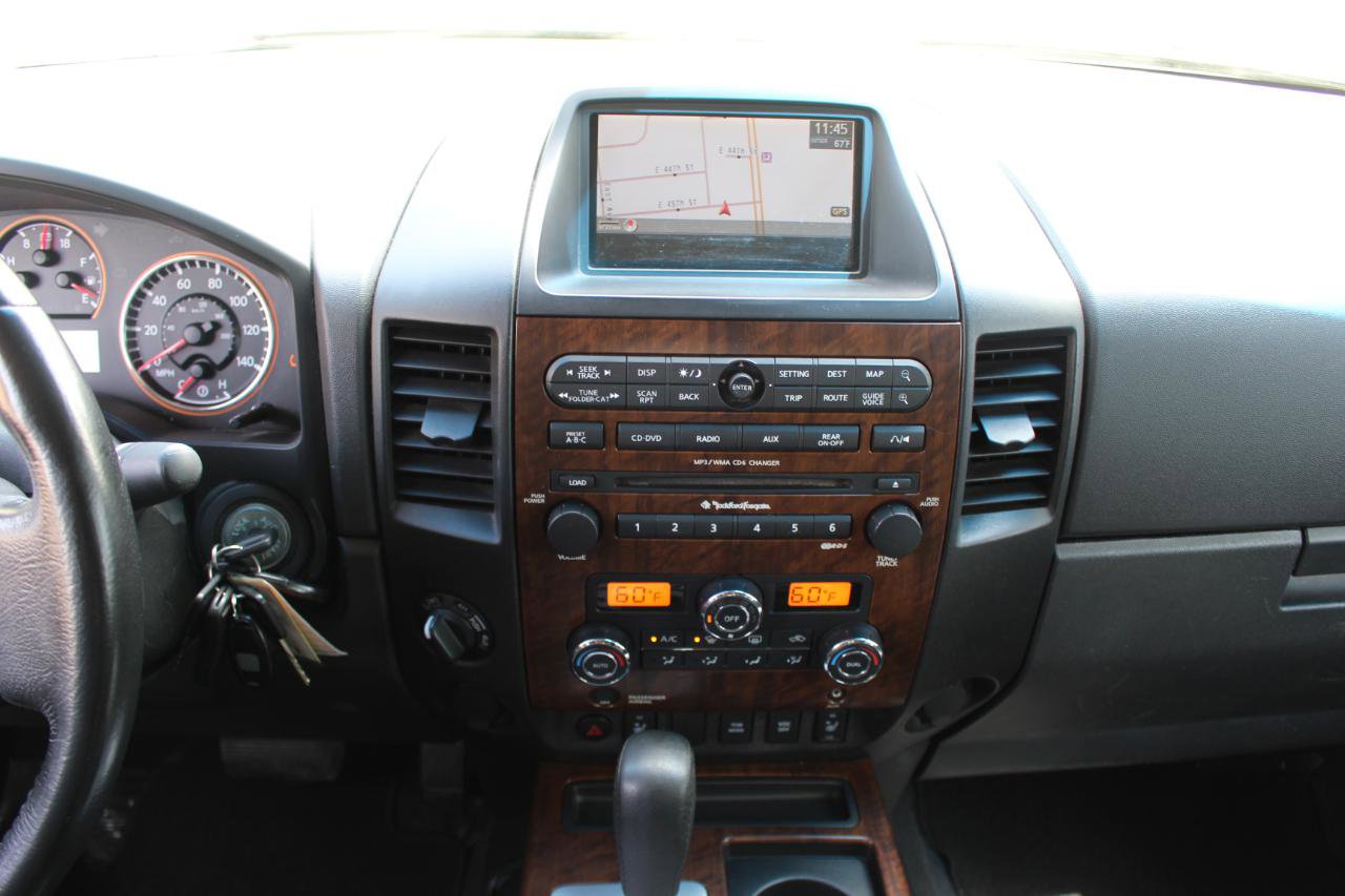 Used 2011 Nissan Titan SL w/ SL Technology Pkg AWD/4WD image 29