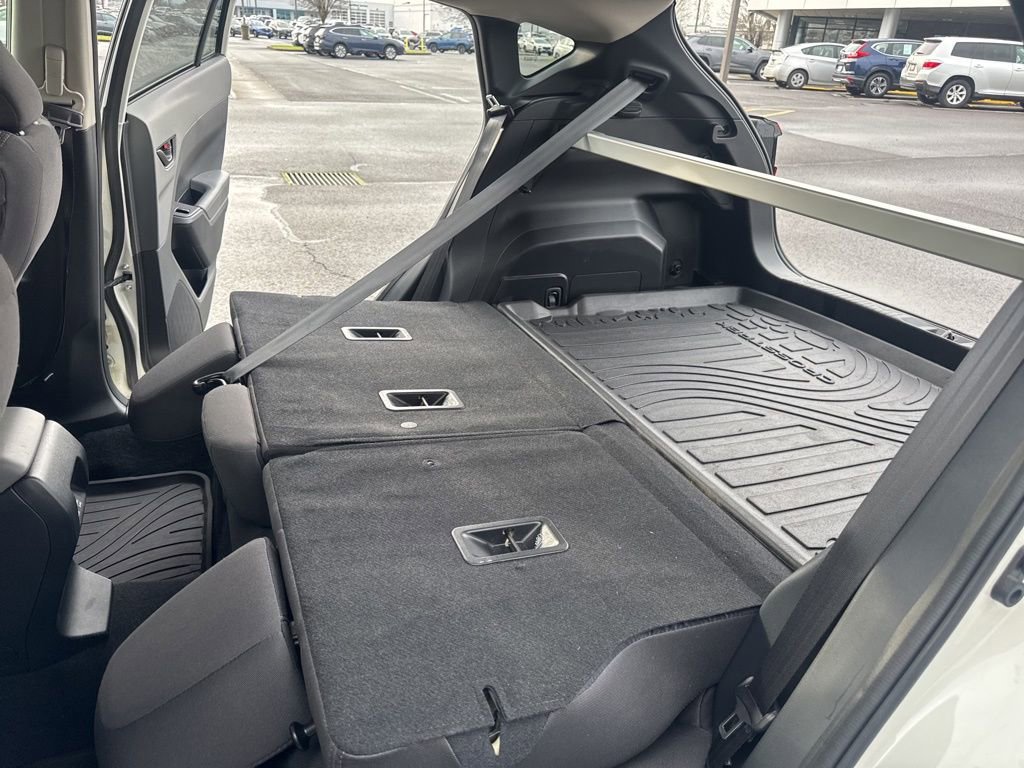 Certified 2025 Subaru Crosstrek 2.0i Premium image 16