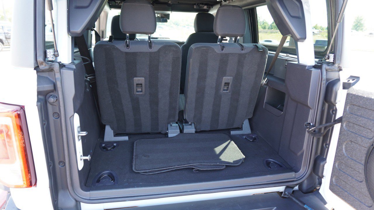 Used 2022 Ford Bronco 2-Door w/ Sasquatch Package AWD/4WD image 32