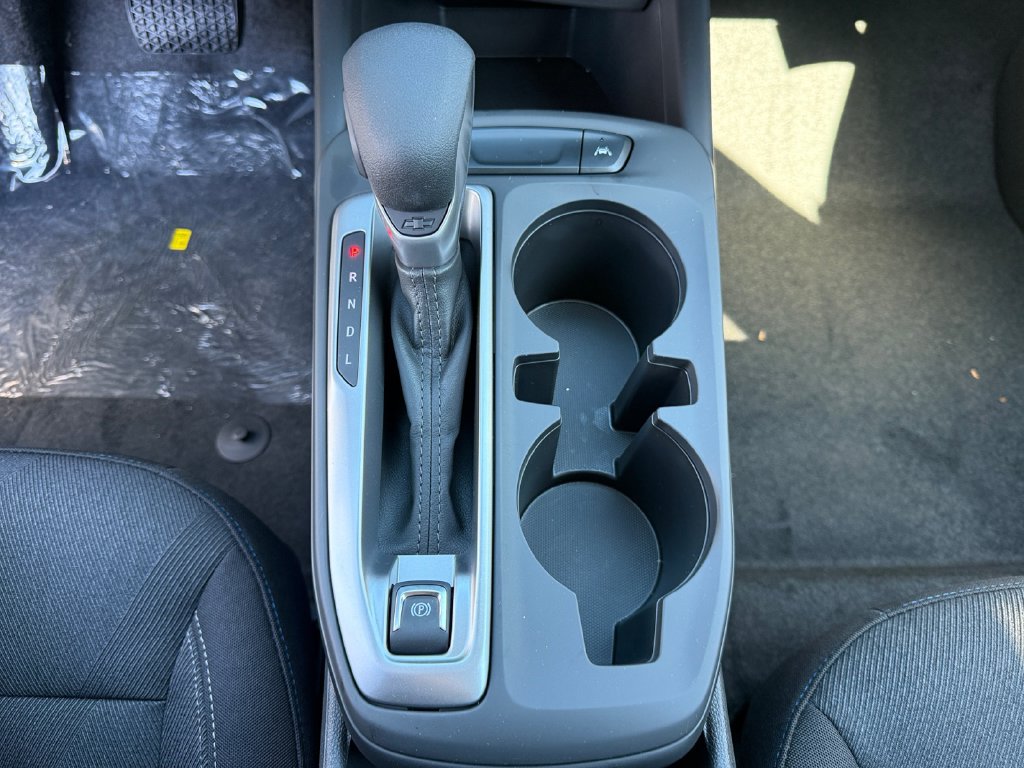 New 2026 Chevrolet Trax LS w/ LS Convenience Package FWD image 18