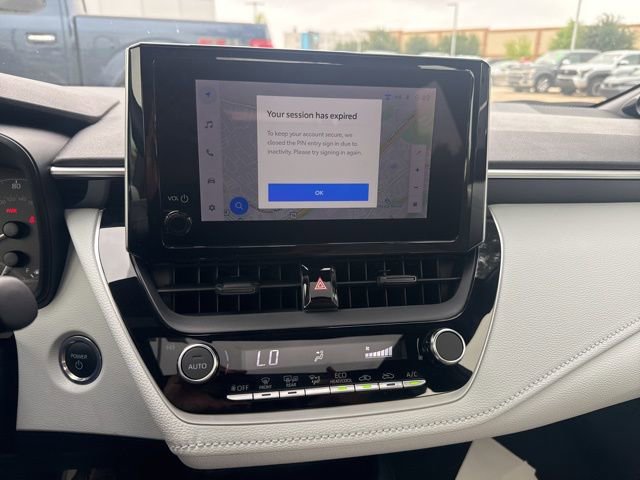 Used 2023 Toyota Corolla SE w/ SE Package FWD image 12