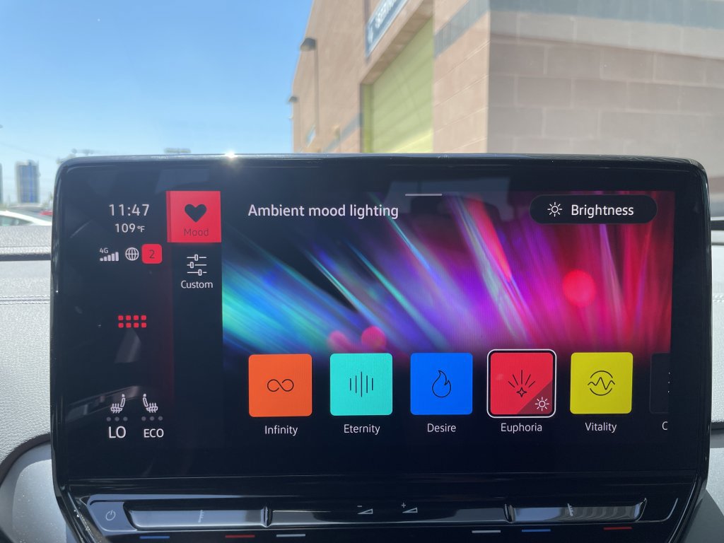 Used 2023 Volkswagen ID.4 Pro image 40