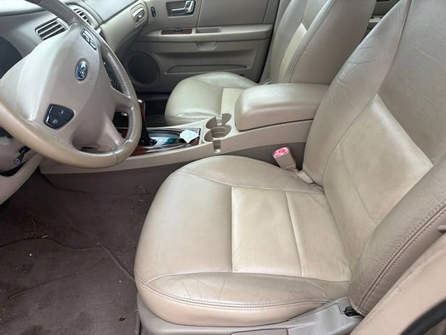 Used 2003 Ford Taurus SEL FWD image 5