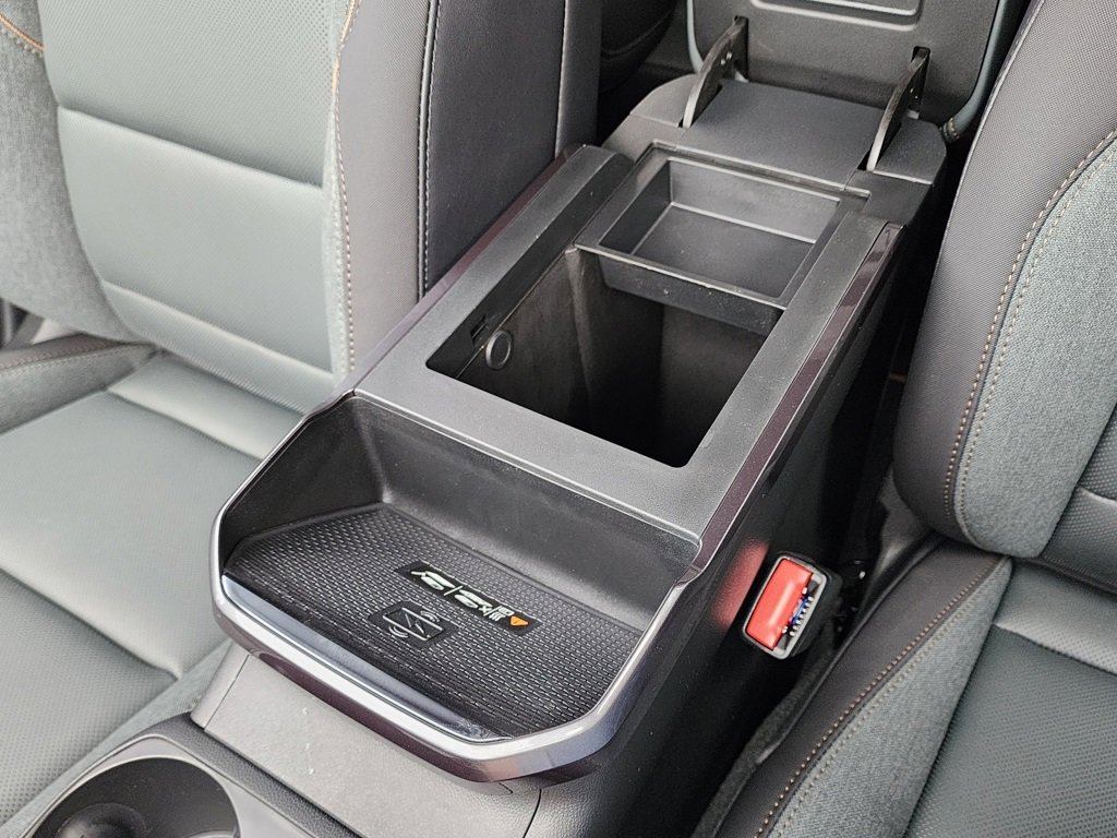 New 2026 GMC Terrain AT4 w/ Convenience Package III image 34