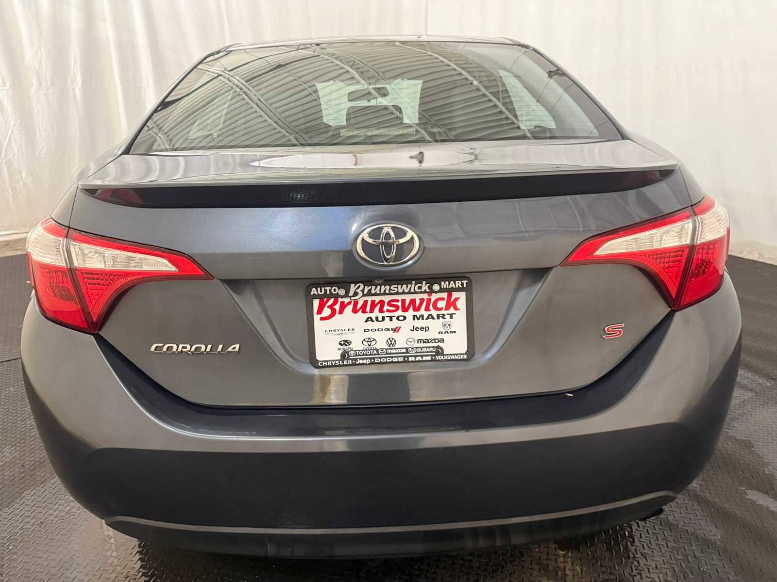 Used 2016 Toyota Corolla S FWD image 16