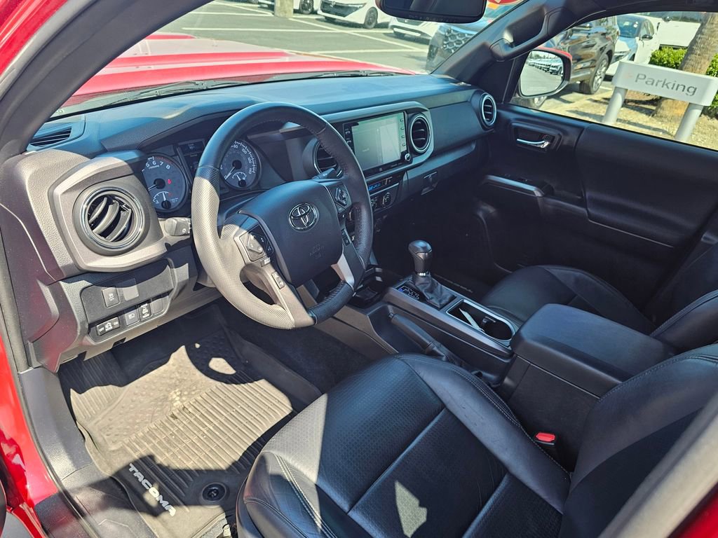 Used 2021 Toyota Tacoma TRD Sport w/ TRD Premium Sport Package image 19