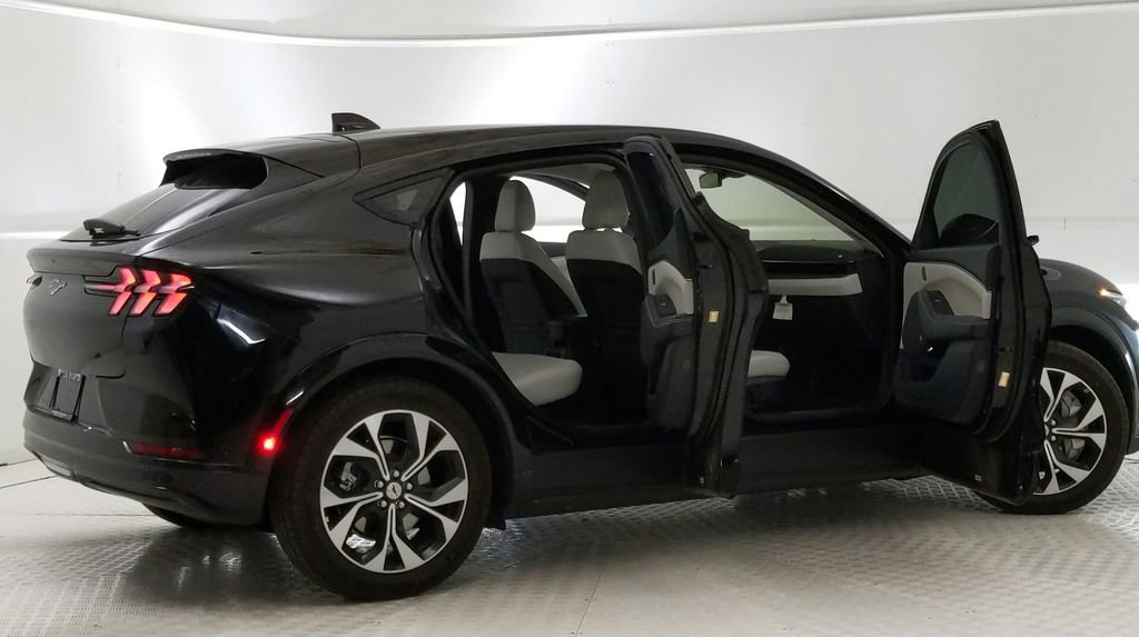 New 2023 Ford Mustang Mach-E Premium image 10