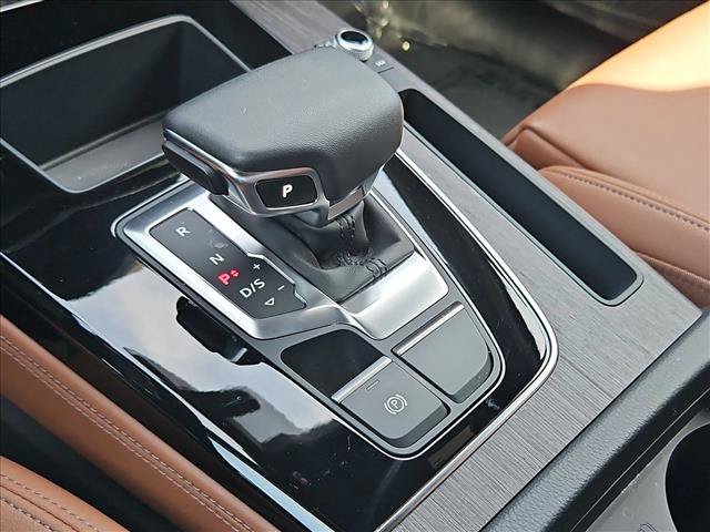 Used 2024 Audi Q5 2.0T Premium Plus AWD/4WD image 17