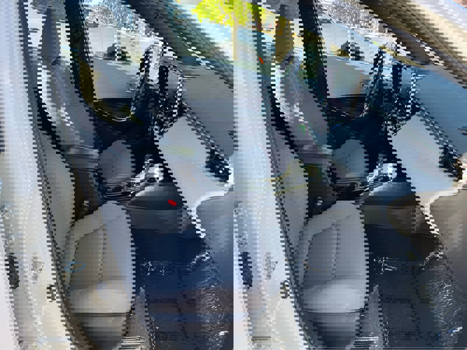 Used 2020 Toyota Corolla SE w/ Body Protection Package image 16