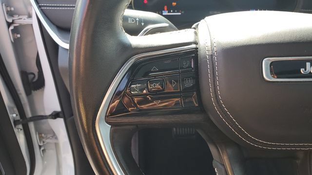 Certified 2021 Jeep Grand Cherokee L Overland w/ Luxury Tech Group IV AWD/4WD image 13