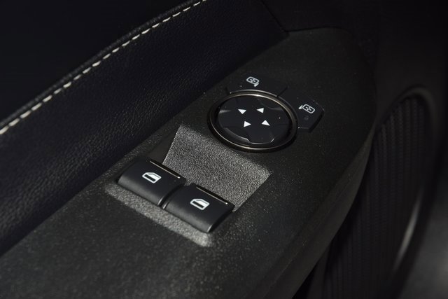 Used 2021 Ford Mustang Shelby GT500 w/ Technology Package image 44