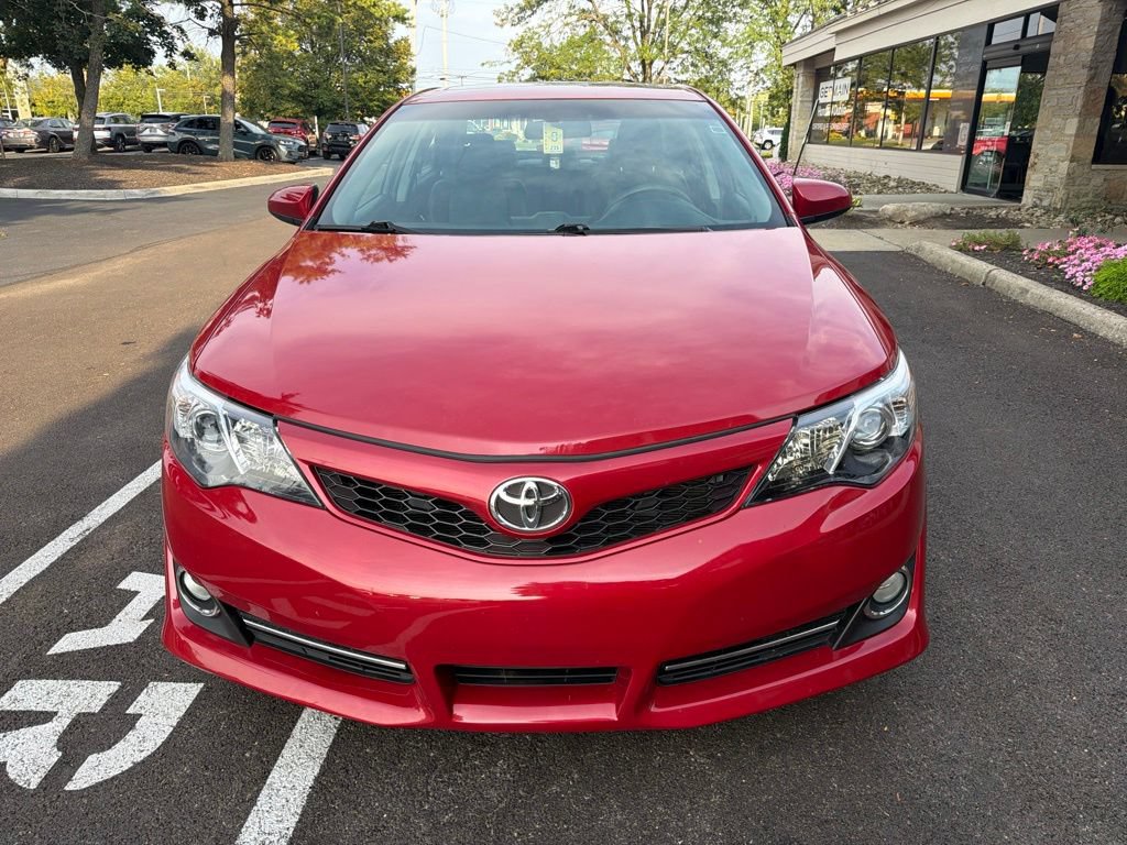 Used 2012 Toyota Camry SE FWD image 4