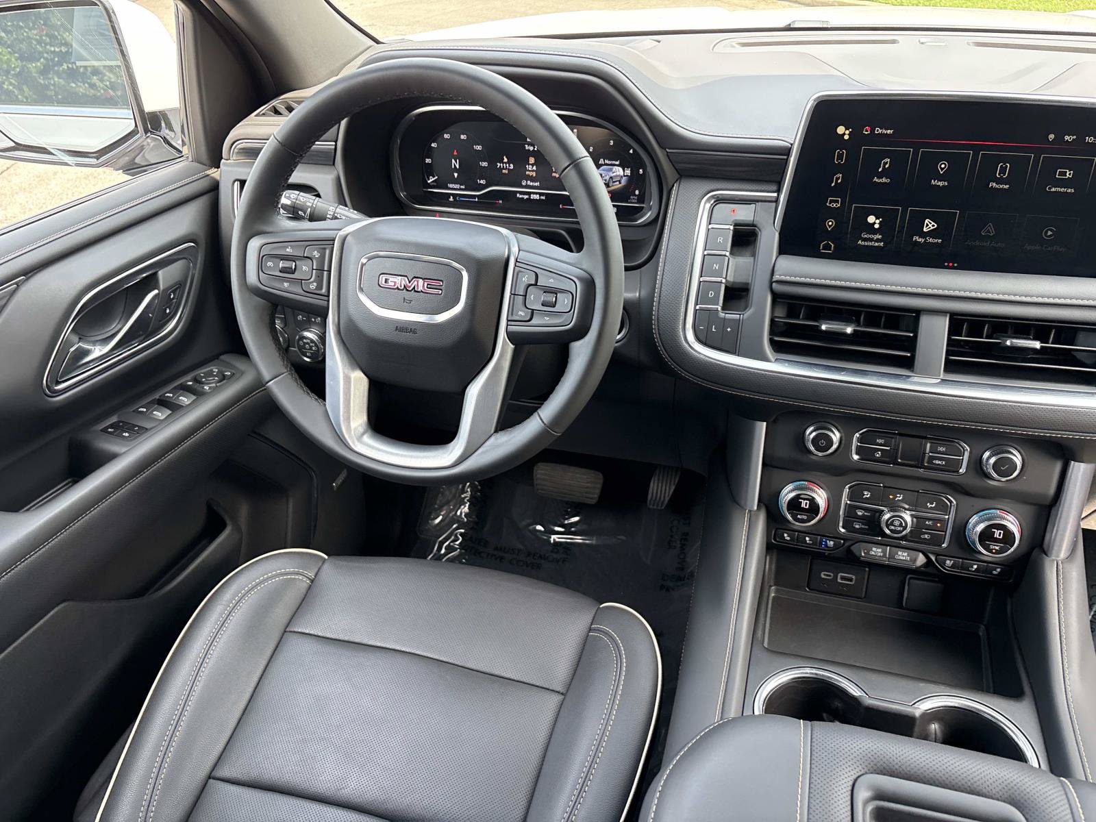 Used 2023 GMC Yukon SLT w/ SLT Premium Package AWD/4WD image 28