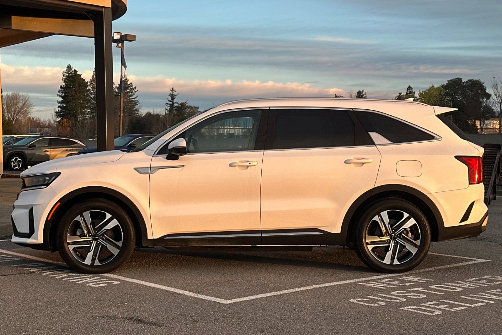 Used 2024 Kia Sorento SX Prestige image 7