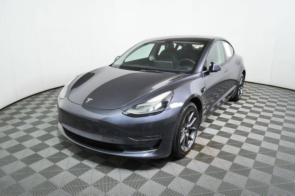 Used 2023 Tesla Model 3 Standard Range RWD image 29