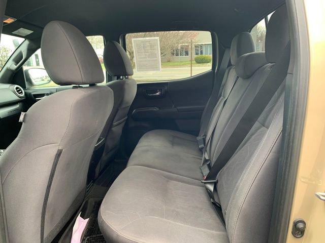 Used 2019 Toyota Tacoma TRD Off-Road w/ Technology Package image 29