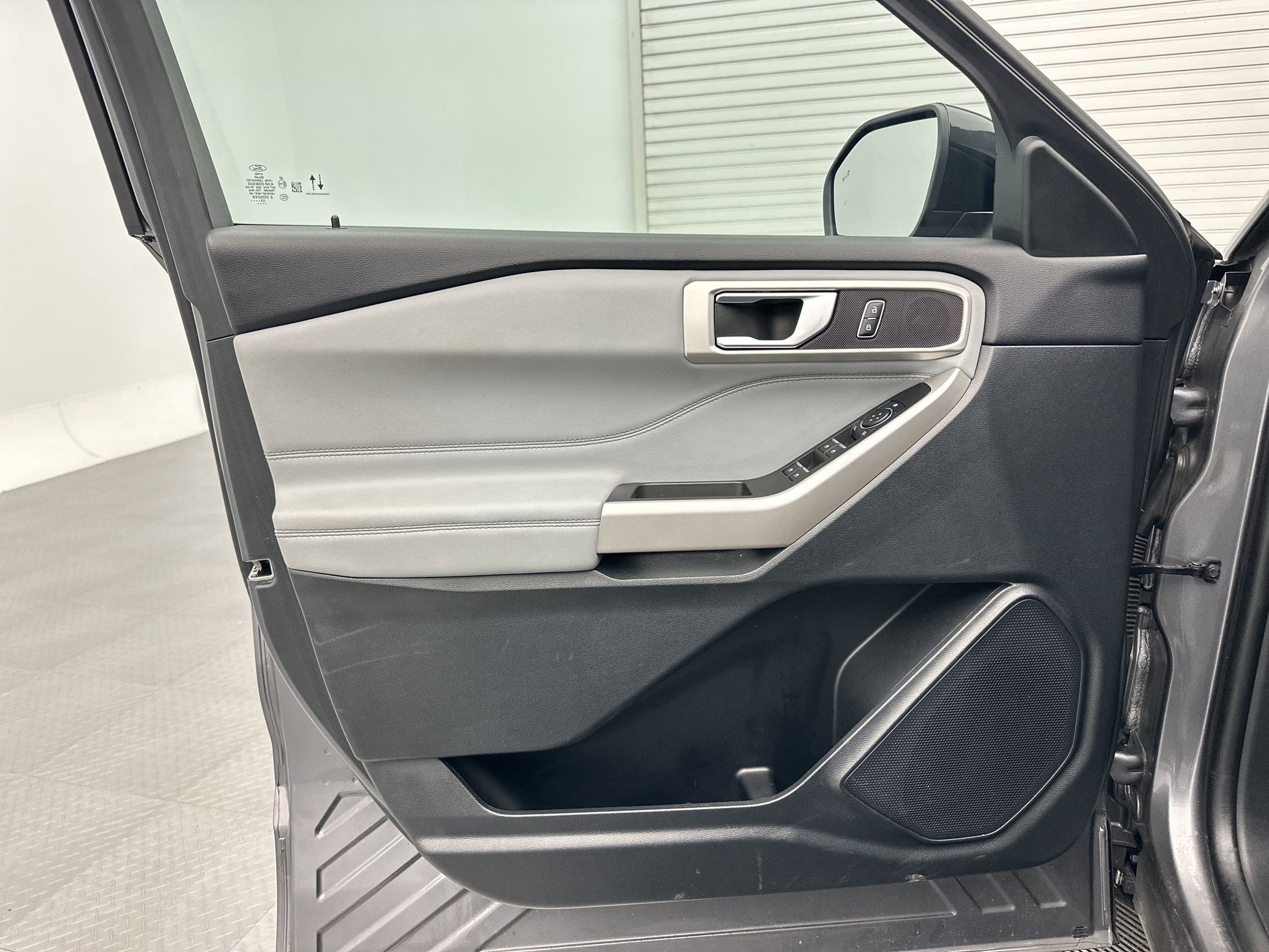 Used 2023 Ford Explorer XLT w/ Equipment Group 202A image 21