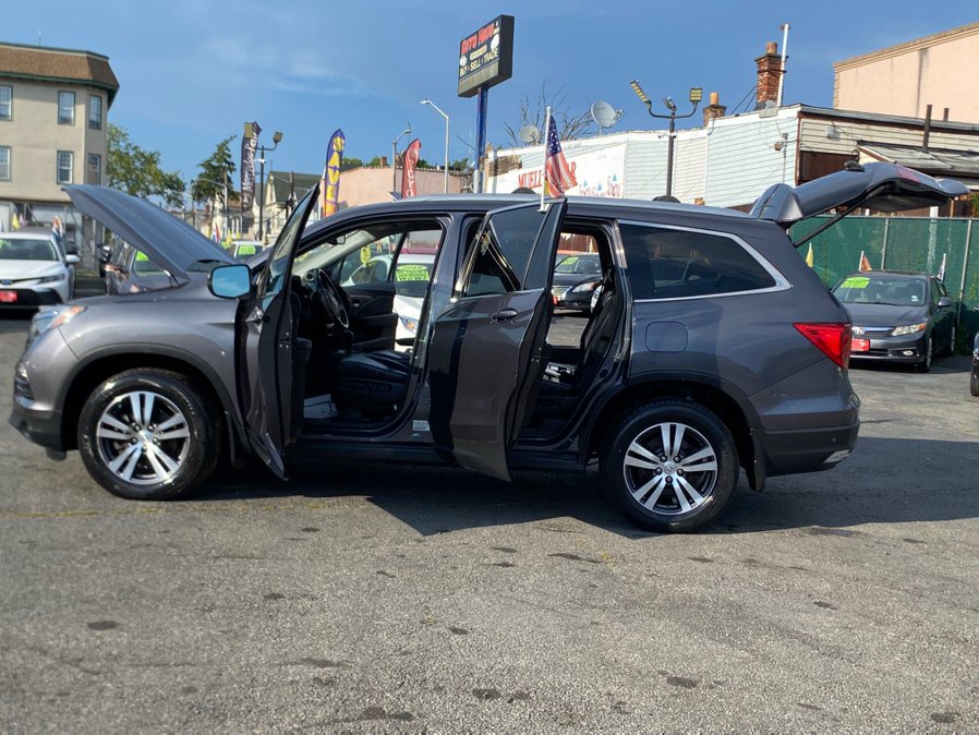 Used 2017 Honda Pilot EX-L image 8