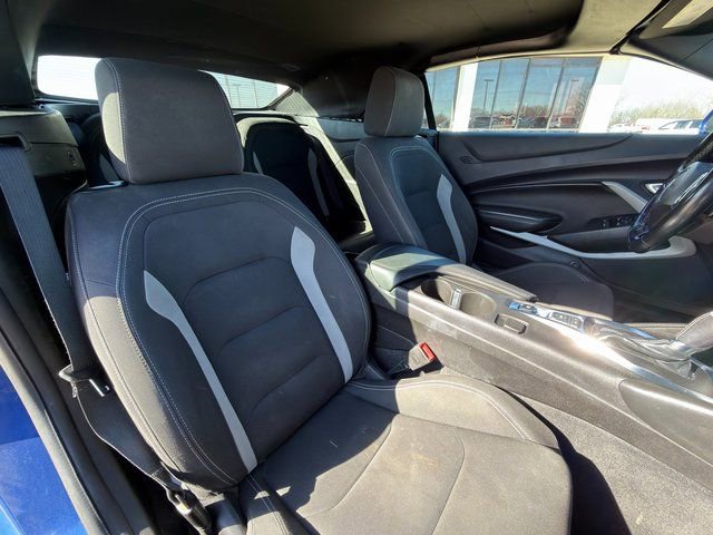 Used 2023 Chevrolet Camaro LT image 23