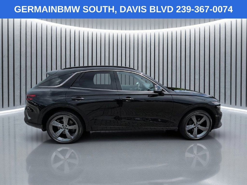 Used 2023 Genesis GV70 2.5T w/ Sport Prestige Package AWD/4WD image 4