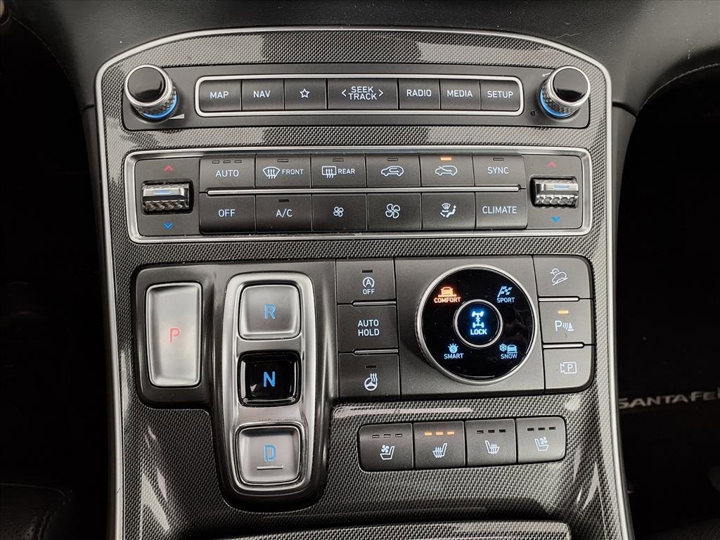 Used 2021 Hyundai Santa Fe Limited image 22