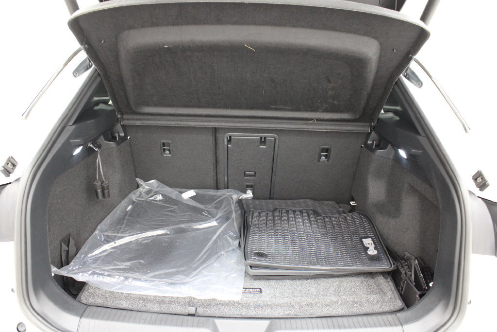 Used 2021 Volkswagen ID.4 Pro S RWD image 30