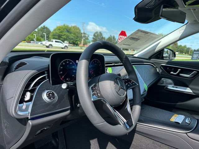 New 2027 Mercedes-Benz E 350 4MATIC Sedan image 14