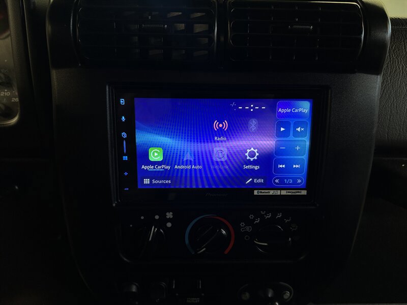 Used 2006 Jeep Wrangler X AWD/4WD image 23