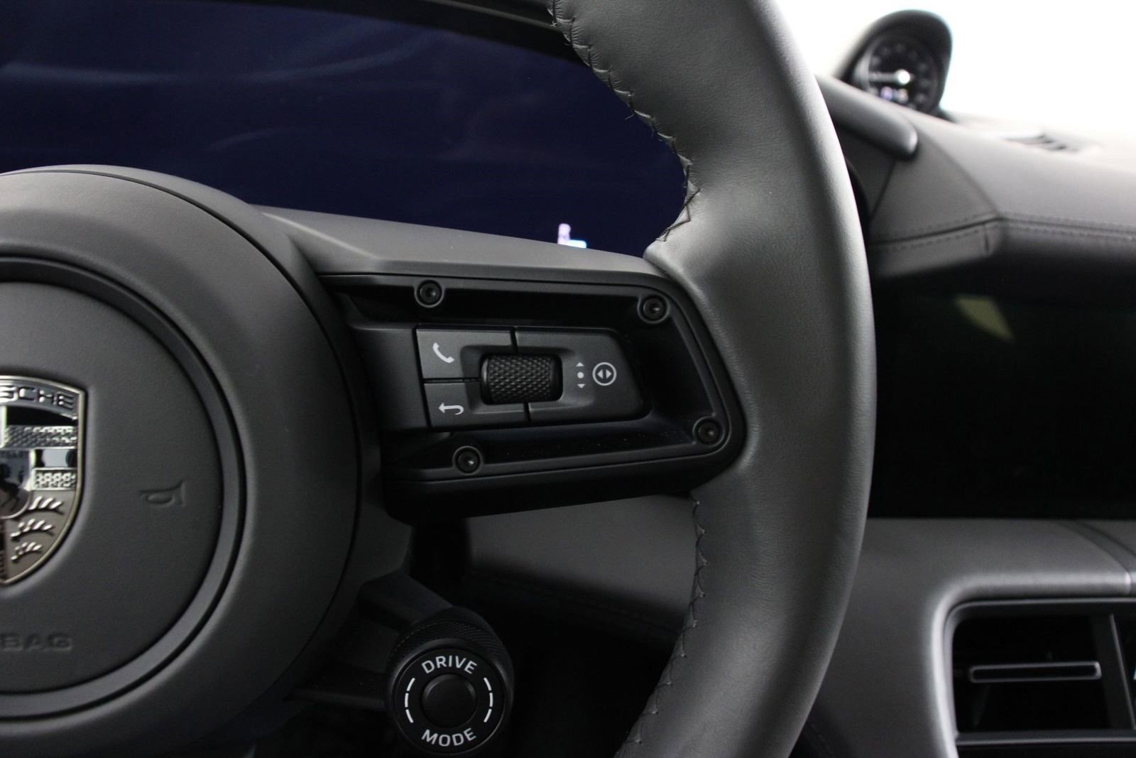 Certified 2025 Porsche Taycan Turbo image 15