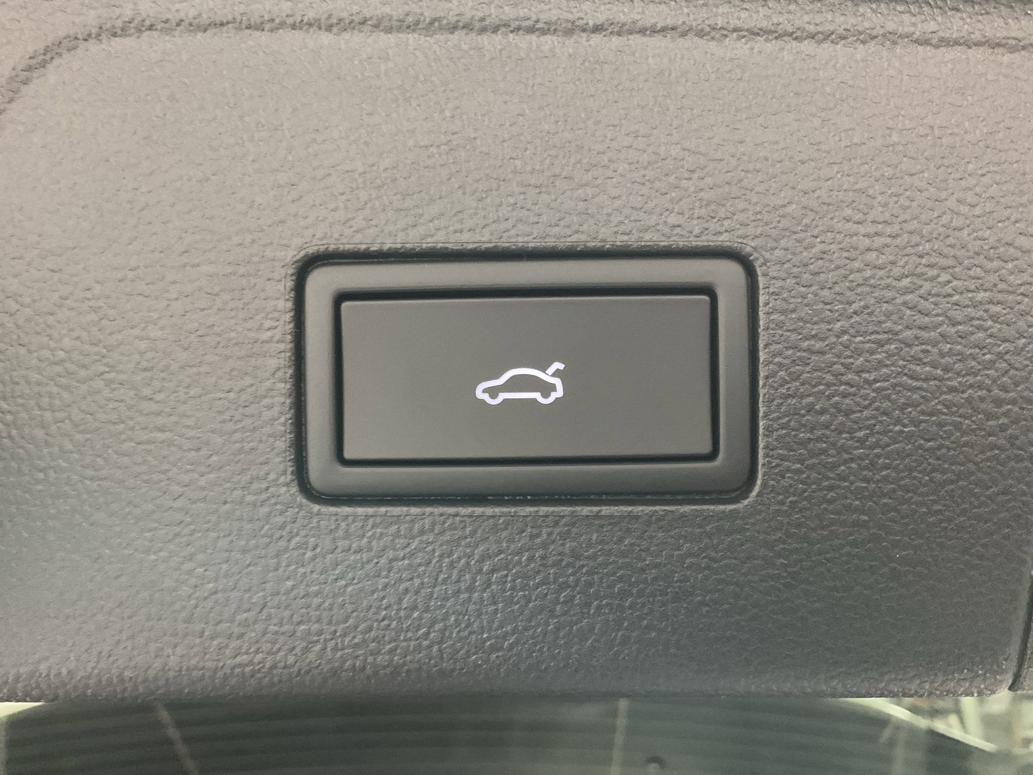 New 2026 Volkswagen Atlas Peak Edition AWD/4WD image 18