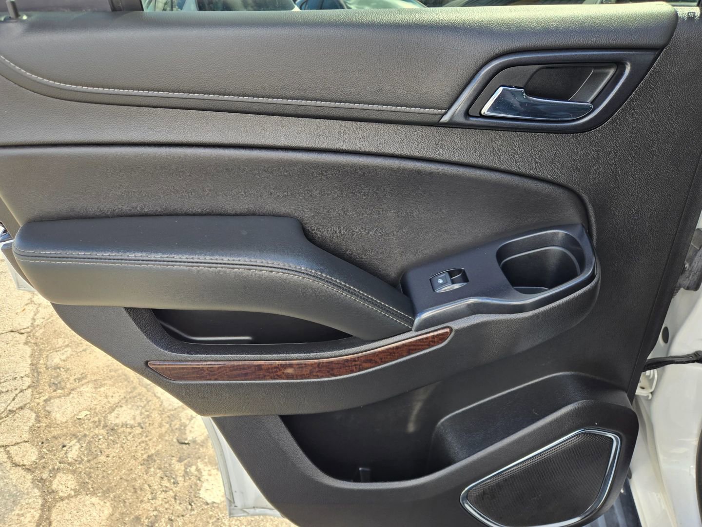 Used 2019 GMC Yukon SLT w/ Graphite Performance Edition image 12