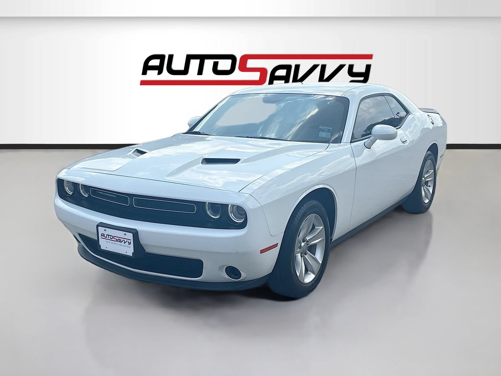 Used 2023 Dodge Challenger SXT RWD image 3