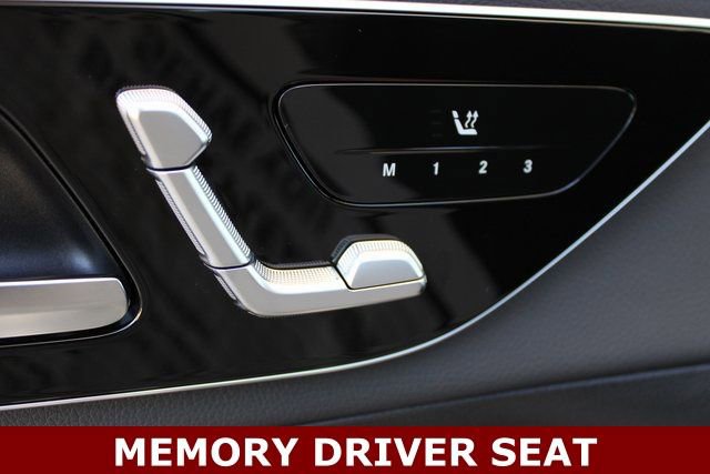 New 2025 Mercedes-Benz GLC 350e 4MATIC image 14