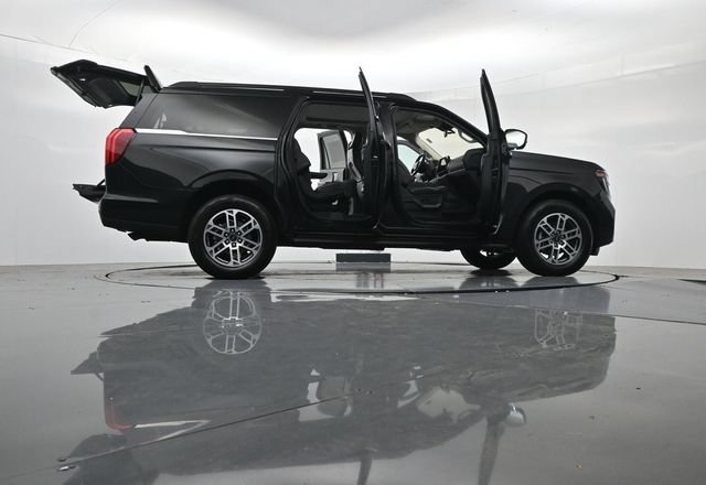 Certified 2025 Ford Expedition Max Active RWD image 58