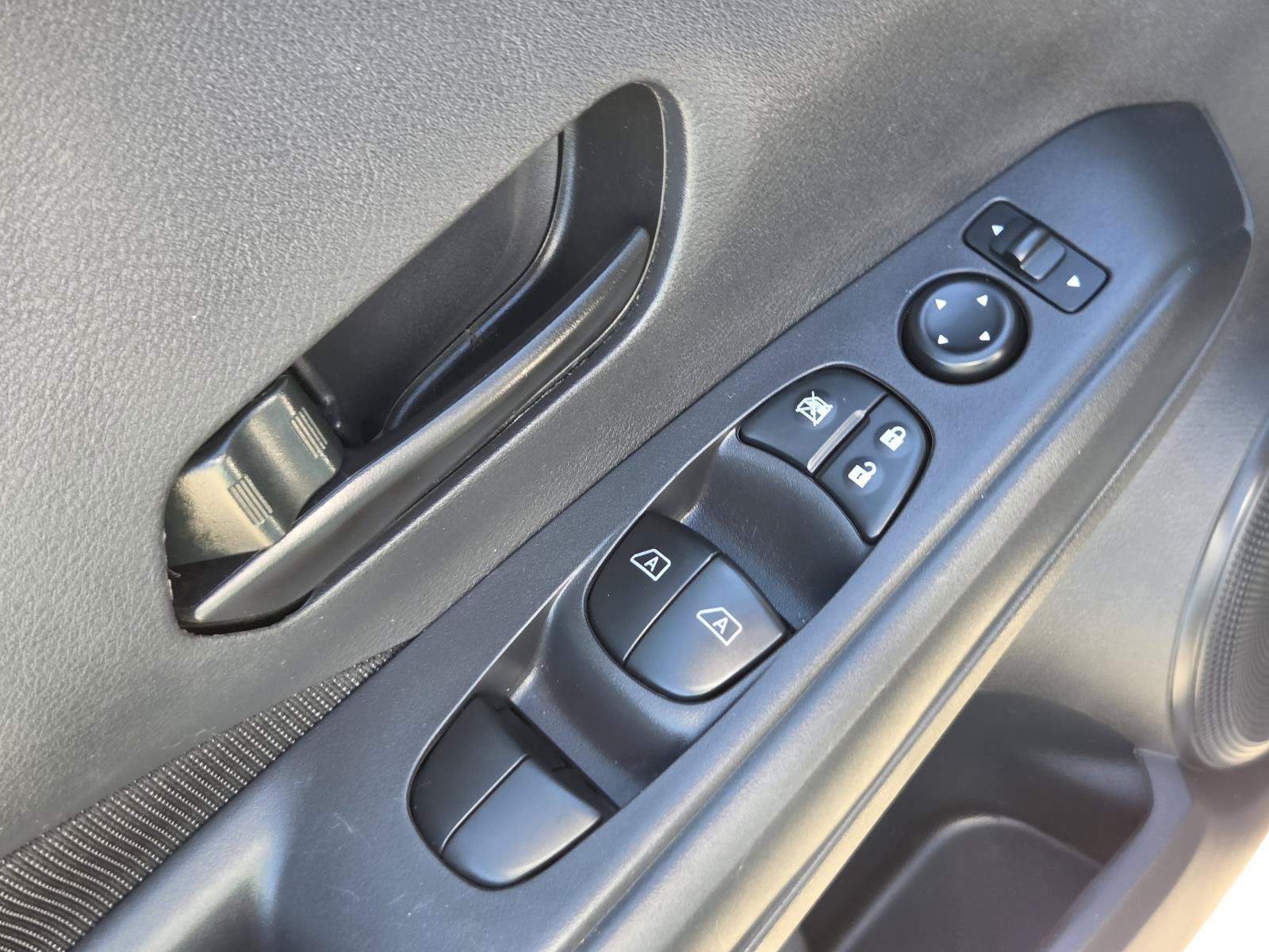 Certified 2024 Nissan Kicks S FWD image 20