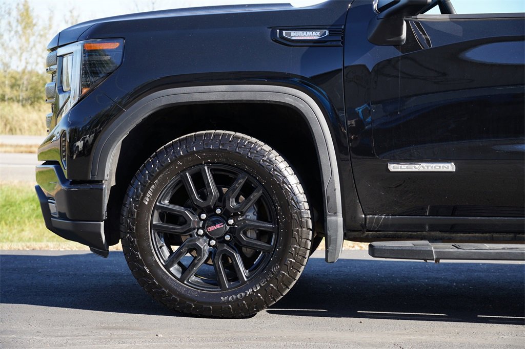 Used 2023 GMC Sierra 1500 Elevation w/ Preferred Package image 11