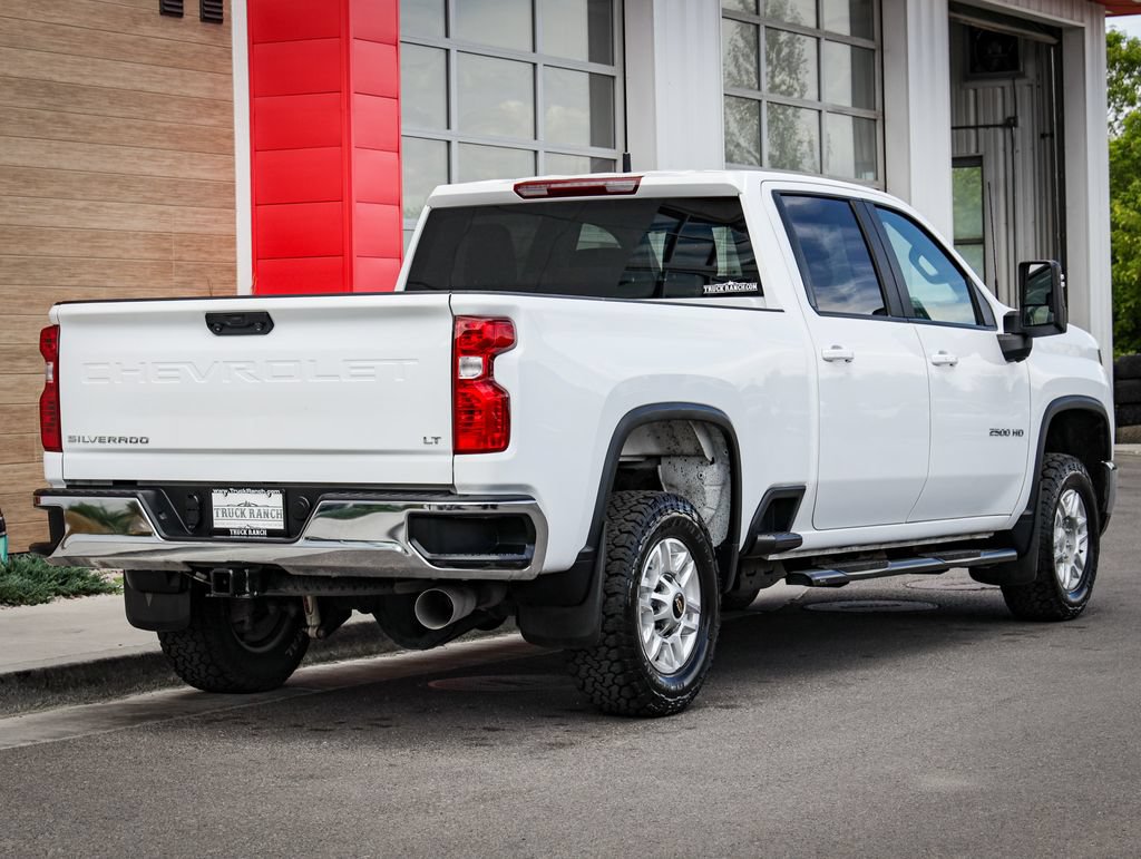 Used 2024 Chevrolet Silverado 2500 LT w/ Convenience Package AWD/4WD image 3