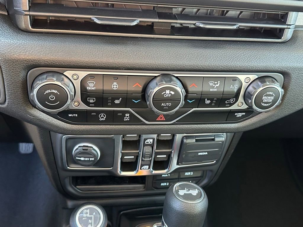 New 2025 Jeep Wrangler Sport S image 26