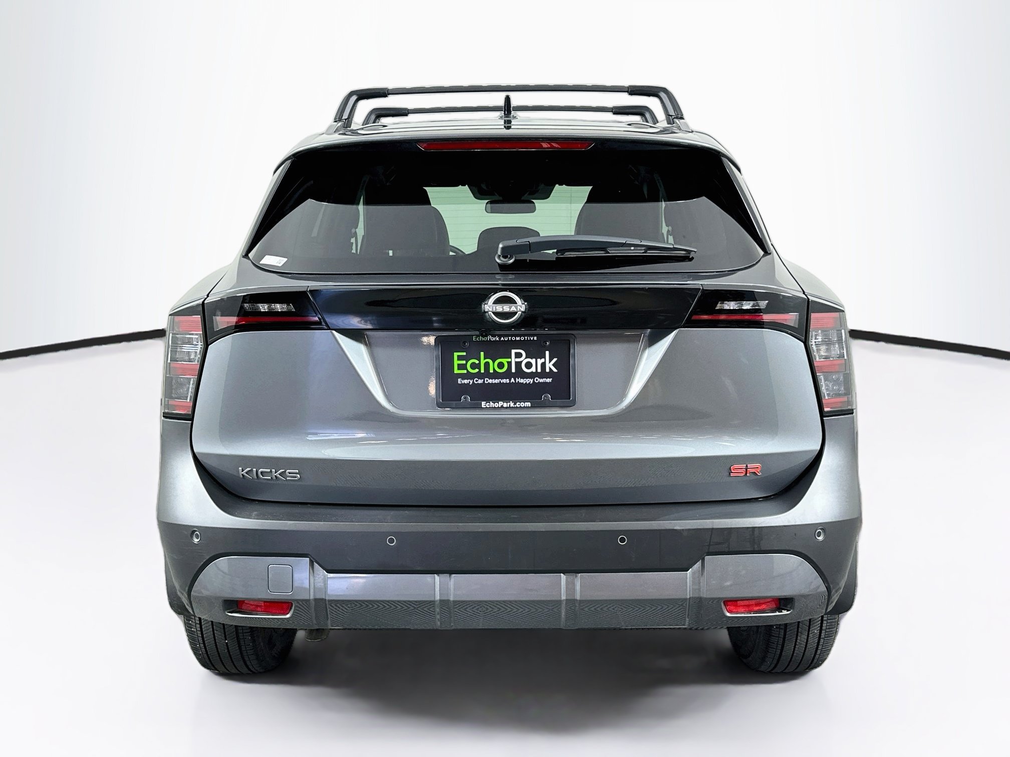Used 2026 Nissan Kicks SR FWD image 7