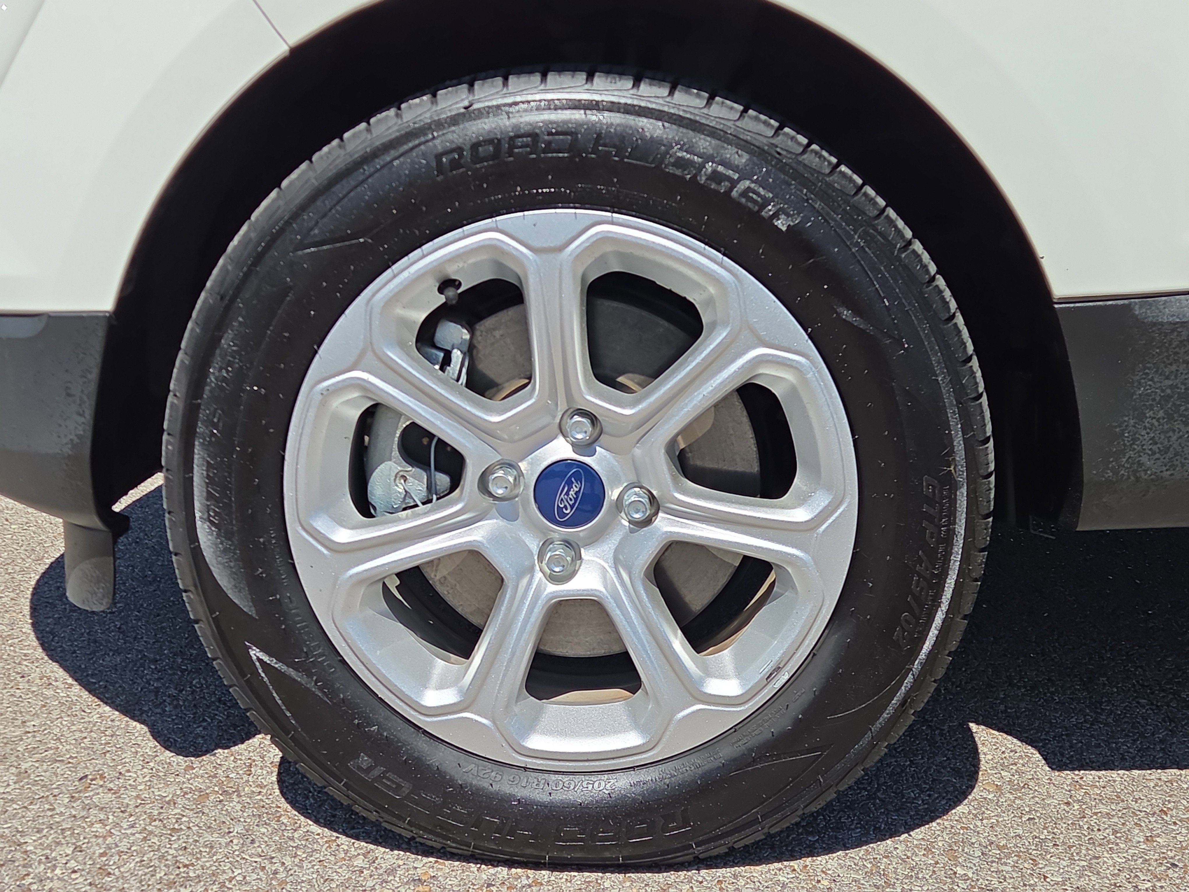 Used 2021 Ford EcoSport SE image 9