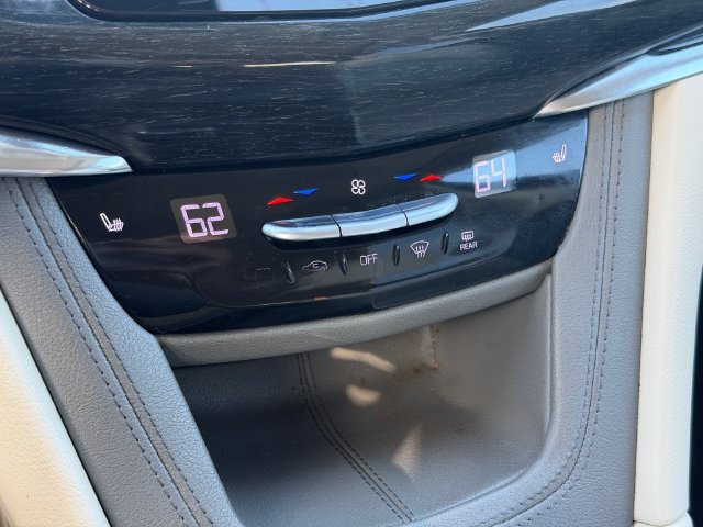 Certified 2020 Cadillac XT6 Premium Luxury FWD image 25