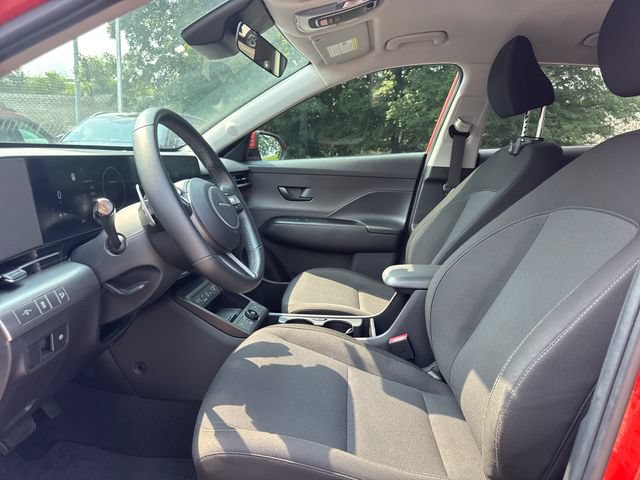 Used 2024 Hyundai Kona SEL w/ Convenience Package FWD image 13