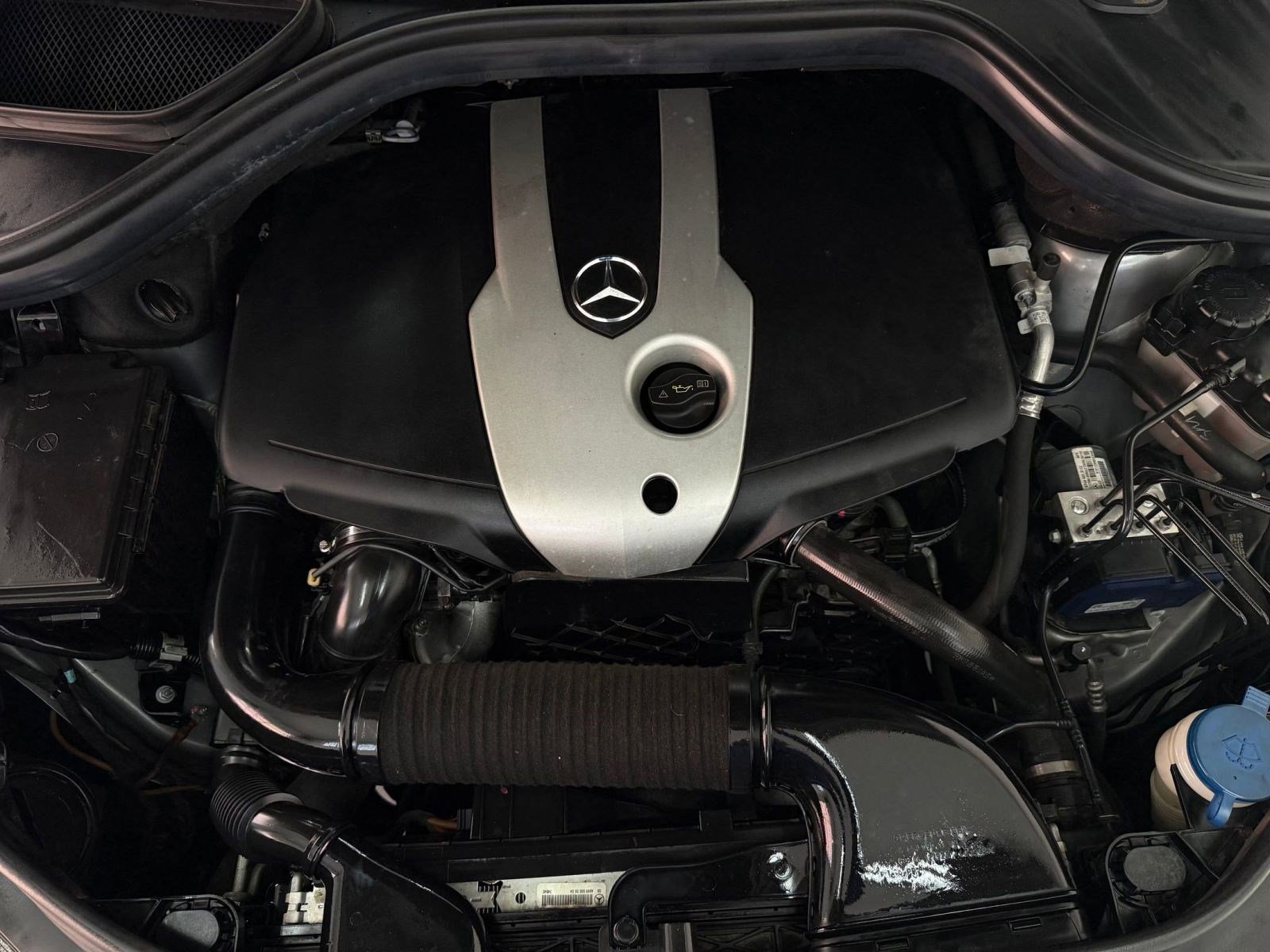 Used 2015 Mercedes-Benz ML 250 BlueTEC 4MATIC image 32