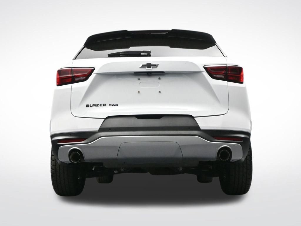 Used 2024 Chevrolet Blazer LT w/ Midnight/Sport Edition image 28