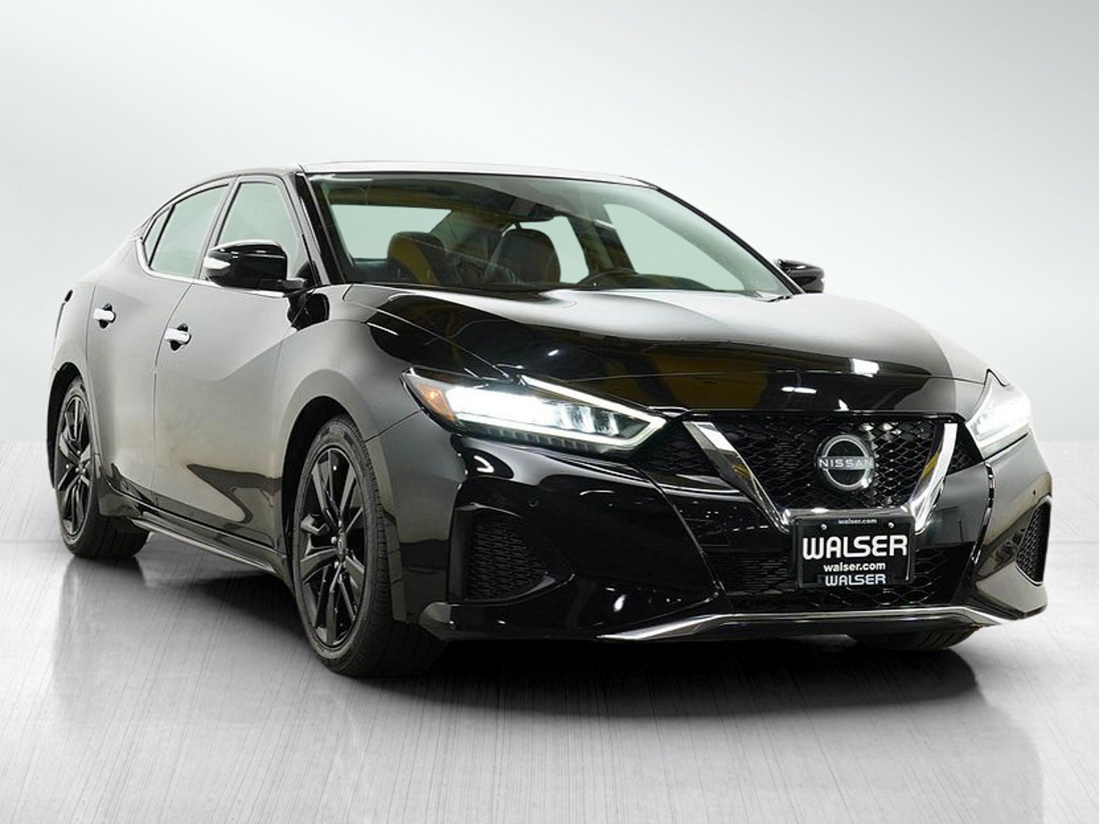 Used 2023 Nissan Maxima SL FWD image 7
