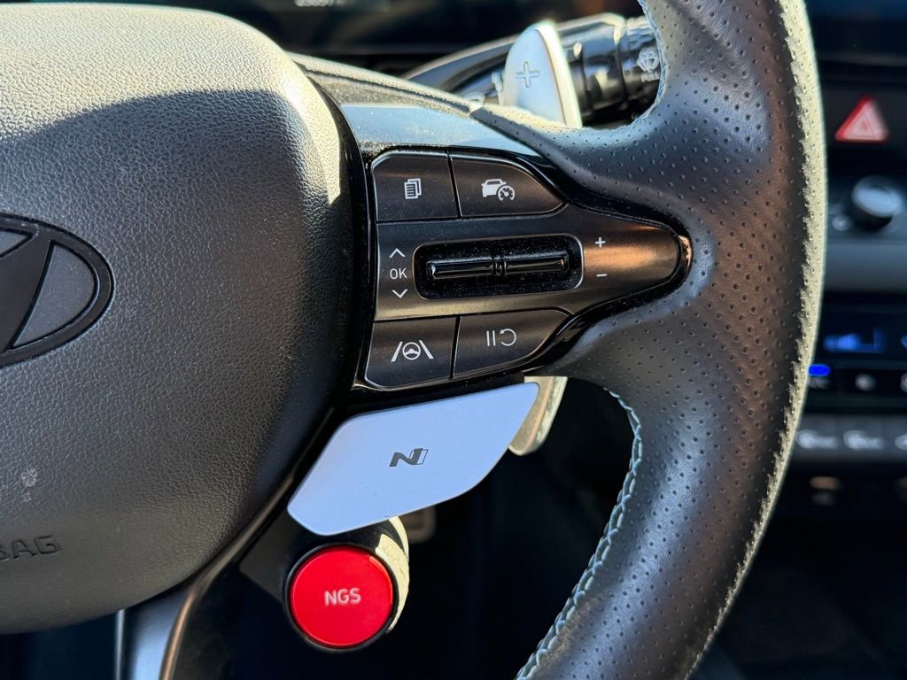 Used 2025 Hyundai Elantra N image 24