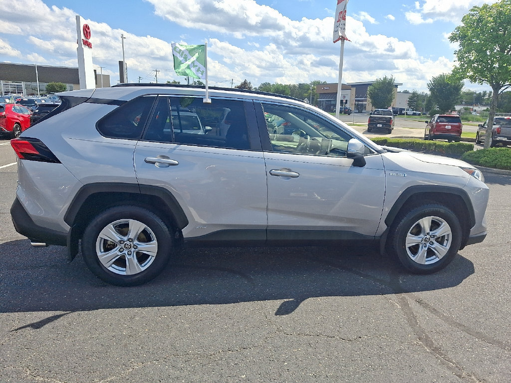 Certified 2021 Toyota RAV4 XLE w/ Convenience Package AWD/4WD image 7