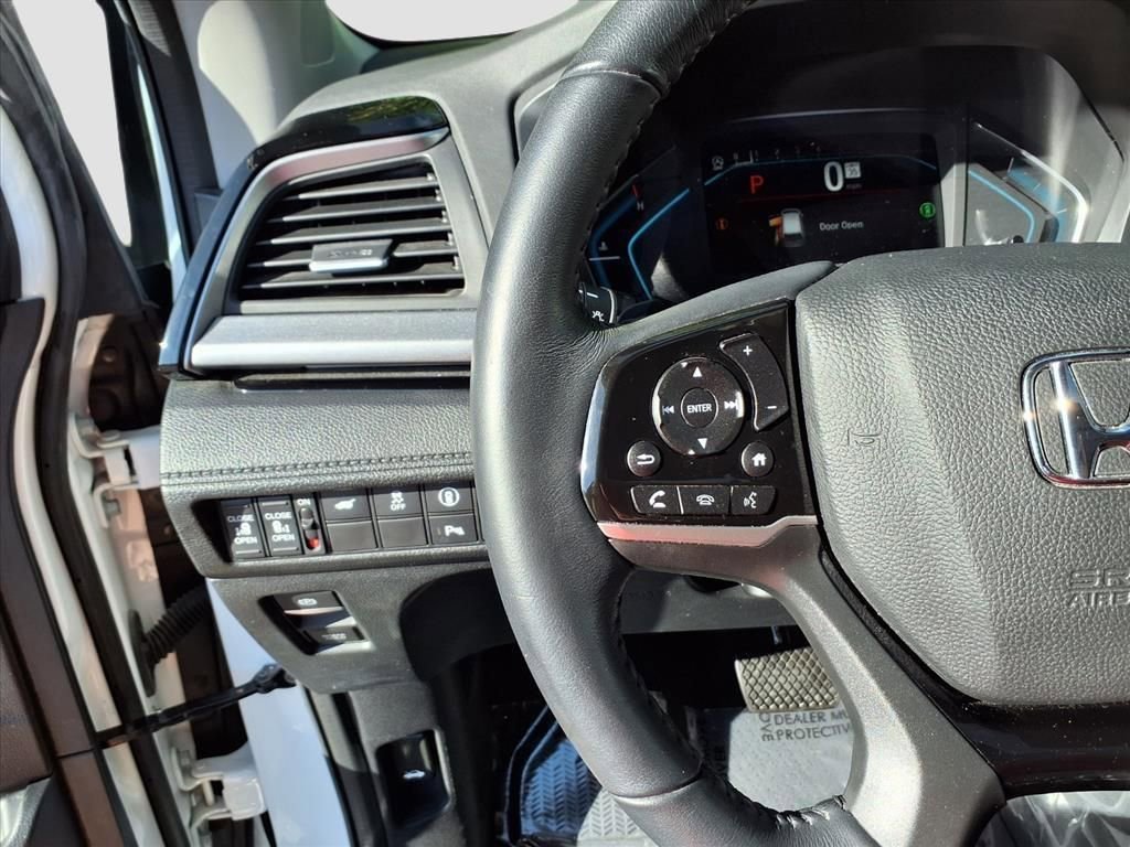 Used 2023 Honda Odyssey Touring image 22