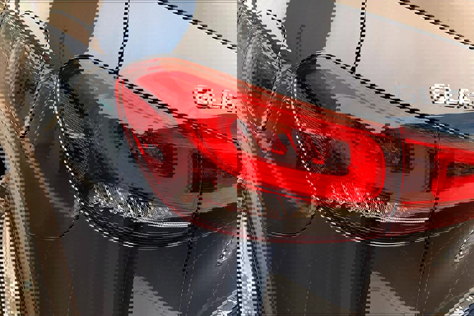 Used 2023 Mercedes-Benz GLA 250 image 26