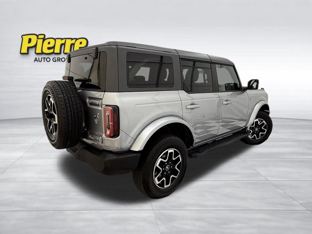 Used 2024 Ford Bronco Outer Banks image 7